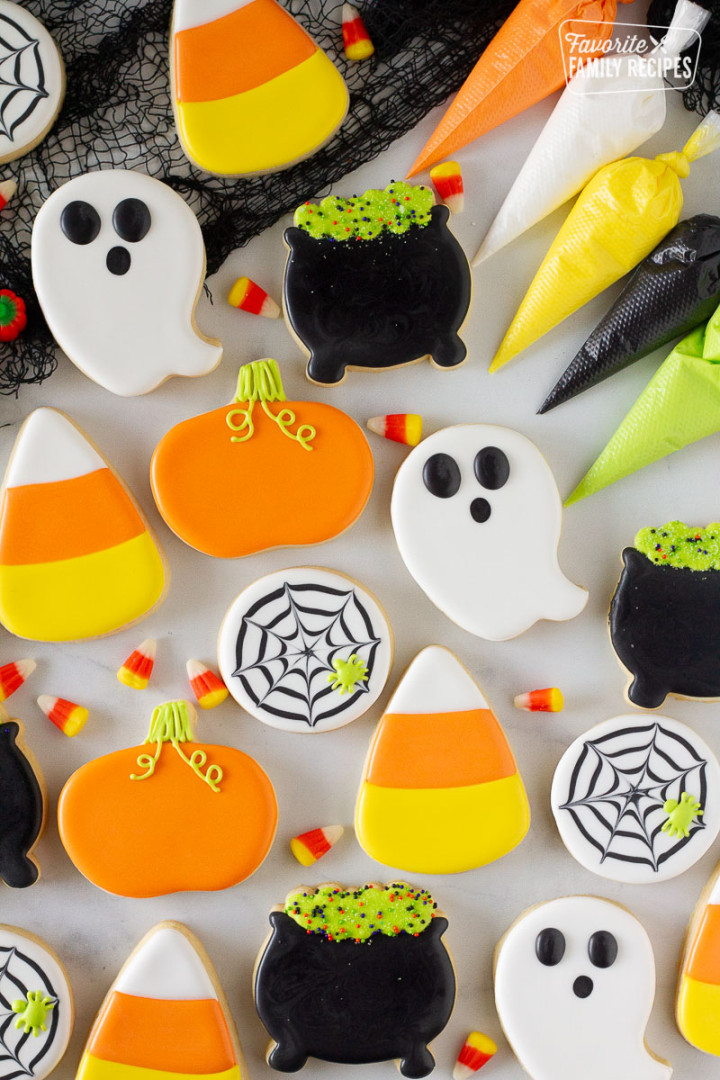 Halloween Cookie Ideas (with decorating tips)