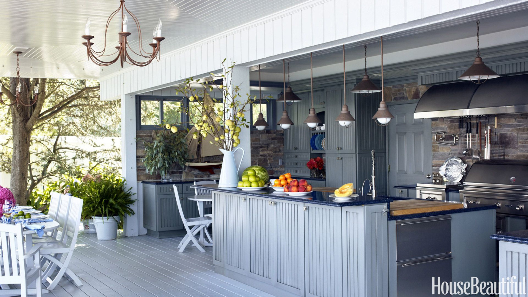 Get Inspired: Outdoor Kitchen Color Ideas For Your Backyard Oasis